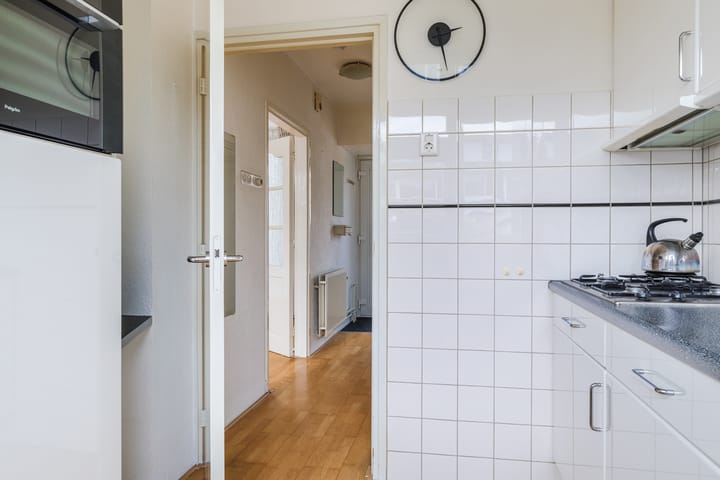 Photo 10 of Troelstrastraat 3