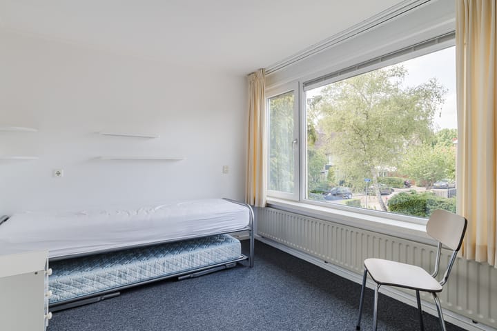 Photo 22 of Troelstrastraat 3