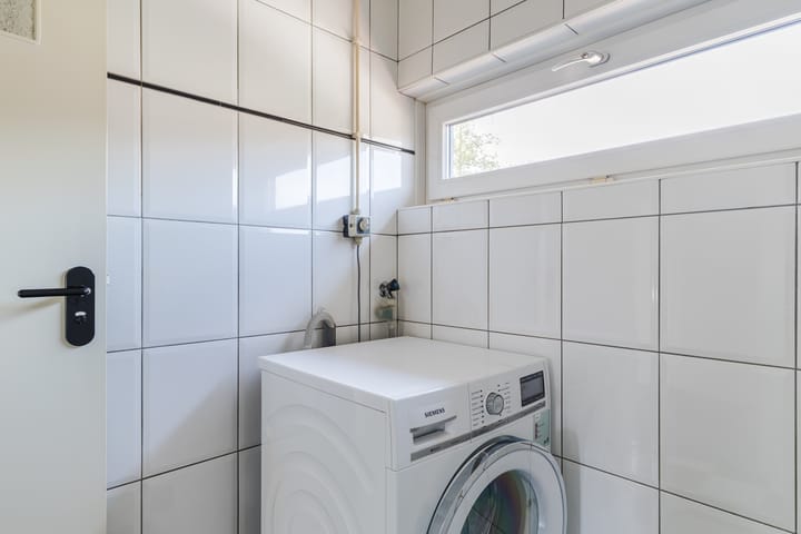 Photo 26 of Troelstrastraat 3