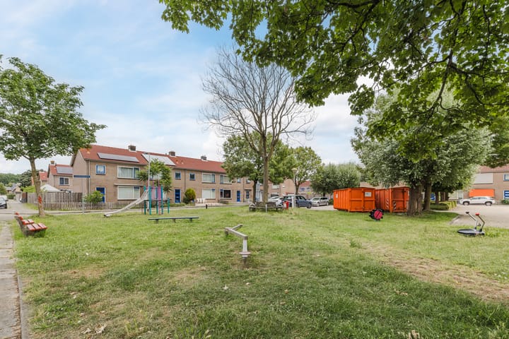 Photo 27 of Troelstrastraat 3