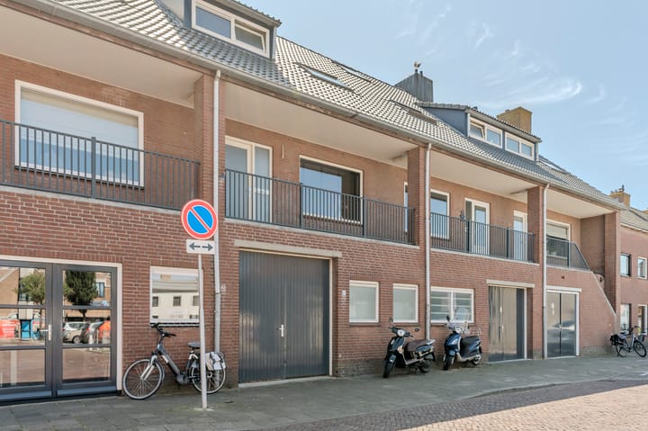 Foto 7 van Elleboogstraat 17