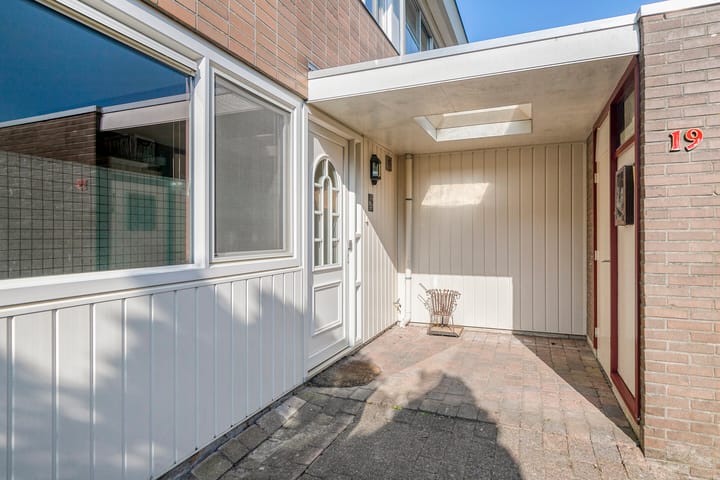 Foto 10 van Waterhoenhof 19