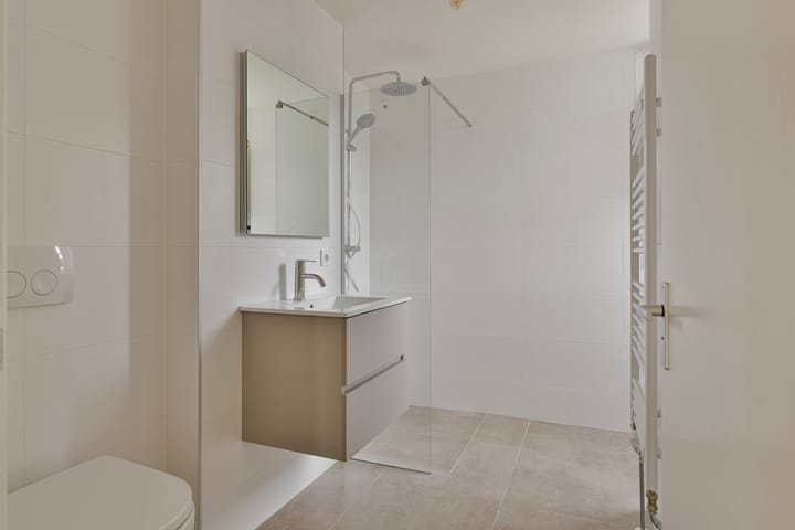 Foto 3 van Helper Brink 48-A