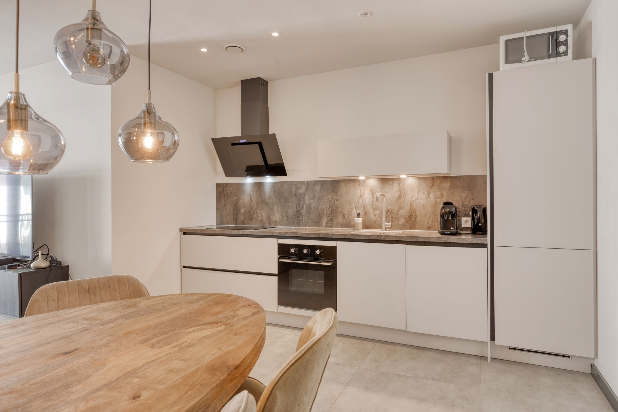 Foto 12 van Leenderweg 55-A