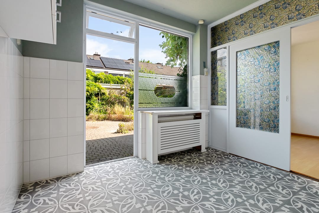 Photo 11 of J.C. Bloemstraat 20