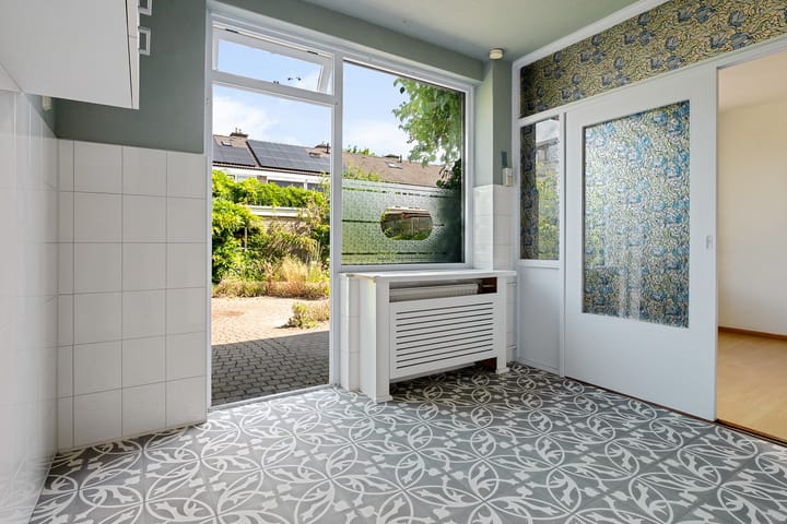 Photo 11 of J.C. Bloemstraat 20