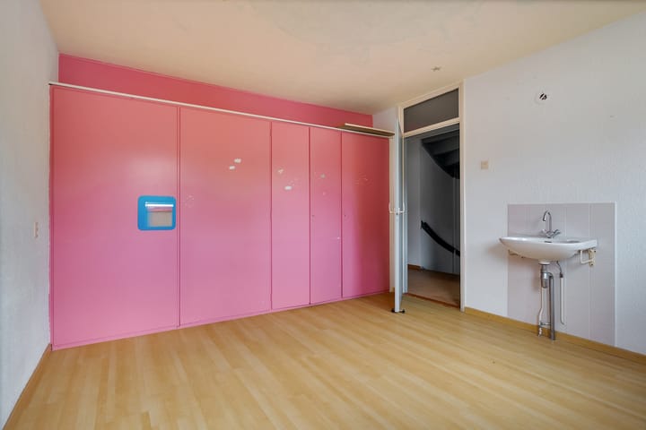 Photo 16 of J.C. Bloemstraat 20