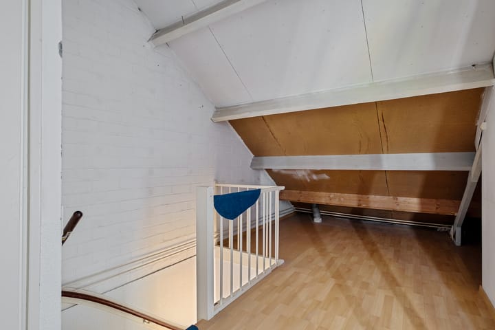 Photo 24 of J.C. Bloemstraat 20