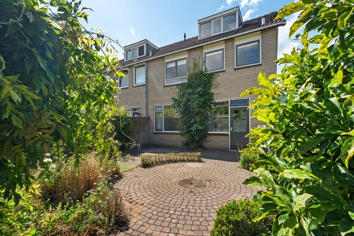 Photo 26 of J.C. Bloemstraat 20