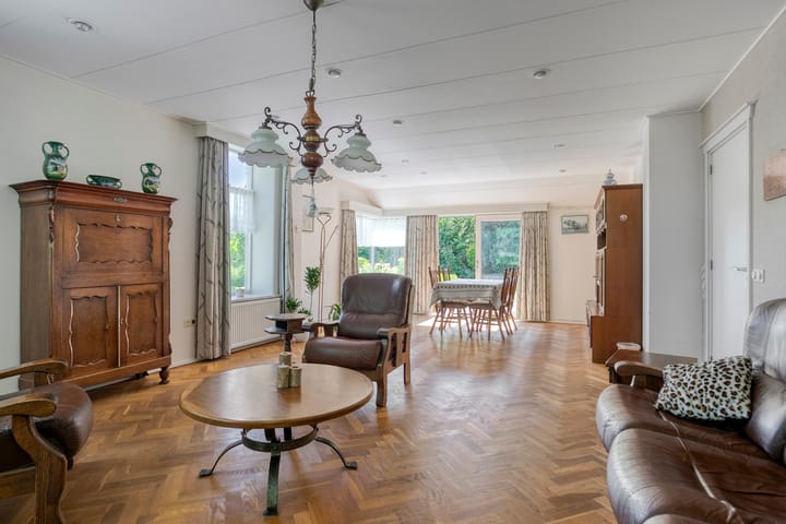 Foto 9 van Molenstraat 18