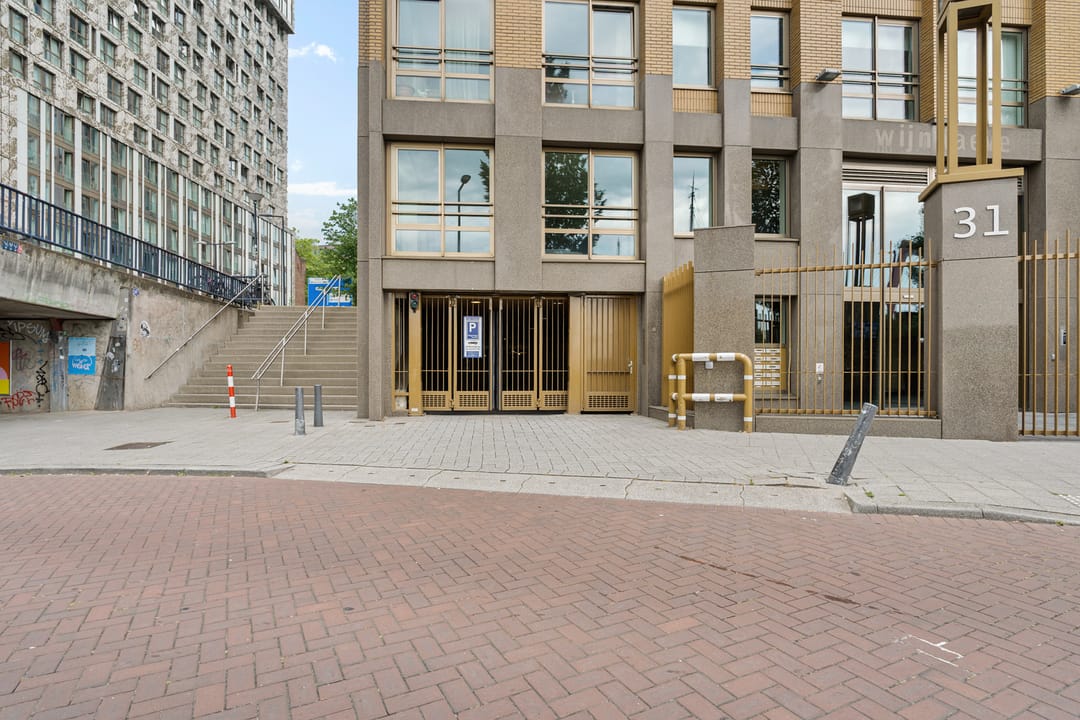 Foto 2 van Wijnhaven parkeerplaats