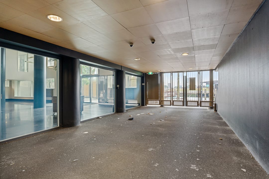 Foto 8 van Wijnhaven parkeerplaats