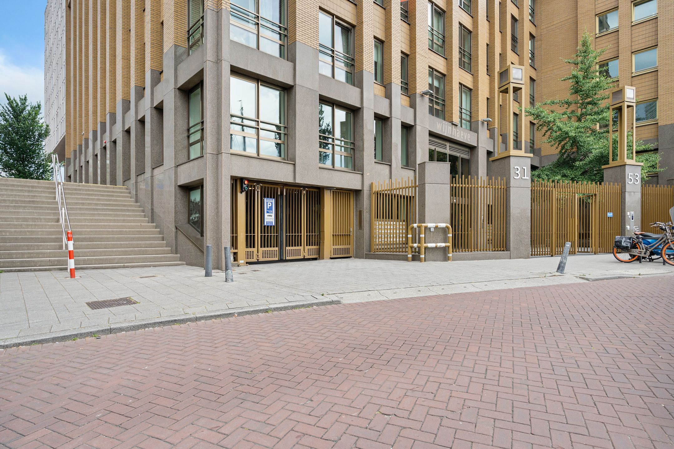 Foto 9 van Wijnhaven parkeerplaats