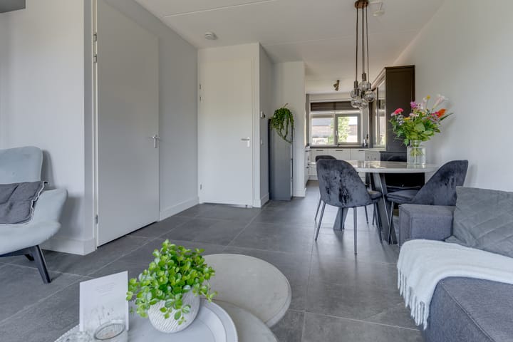 Photo 17 of Willem de Zwijgerlaan 88