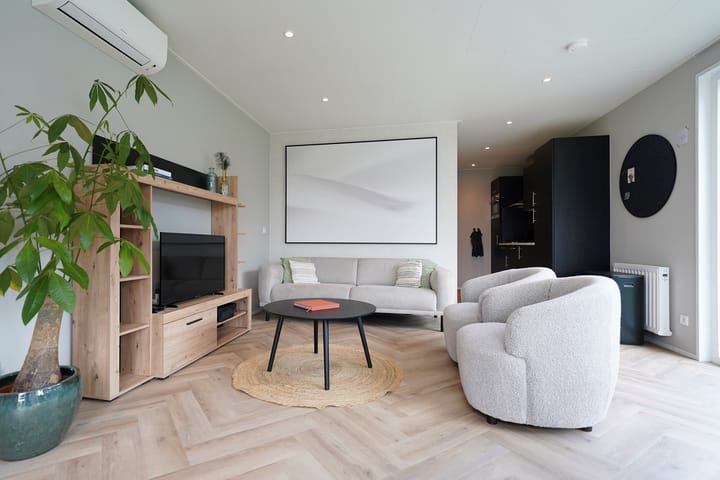 Foto 56 van Eendenparkweg 33-26