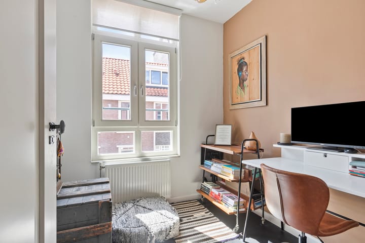 Foto 17 van J. Reyneke van Stuwestraat 9