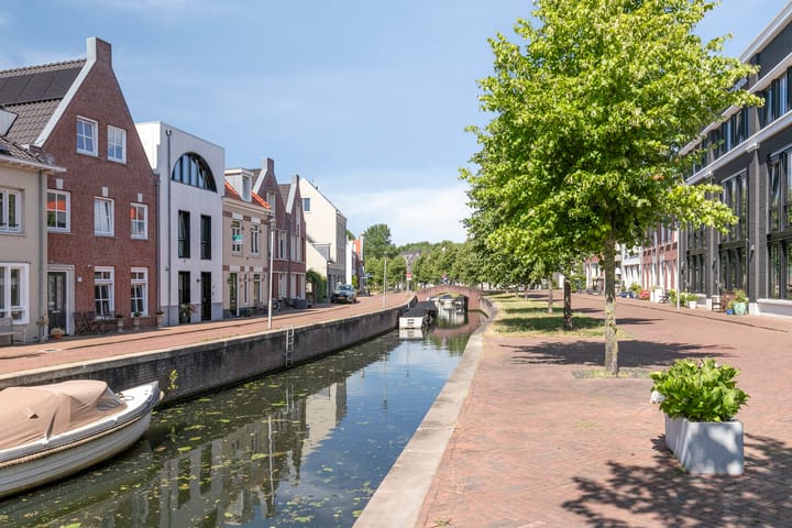 Foto 38 van J. Reyneke van Stuwestraat 9