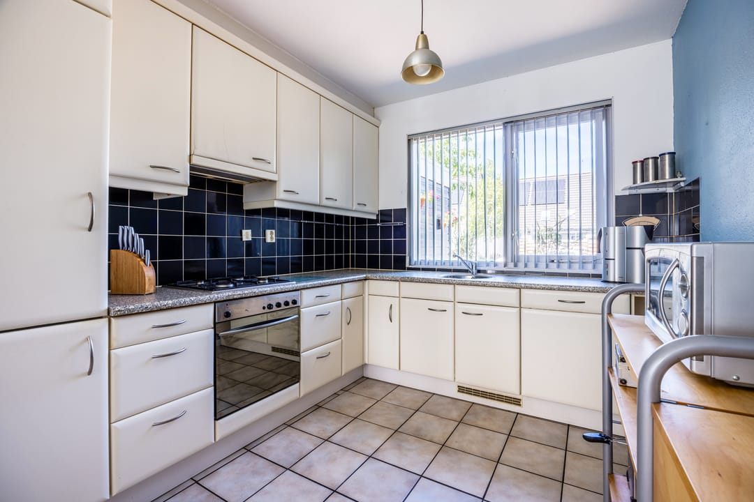 Foto 8 van Albert Schweitzerlaan 29