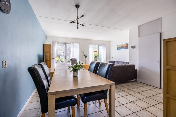 Foto 10 van Albert Schweitzerlaan 29