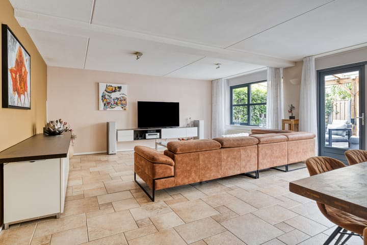 Foto 2 van Breitnerhof 86