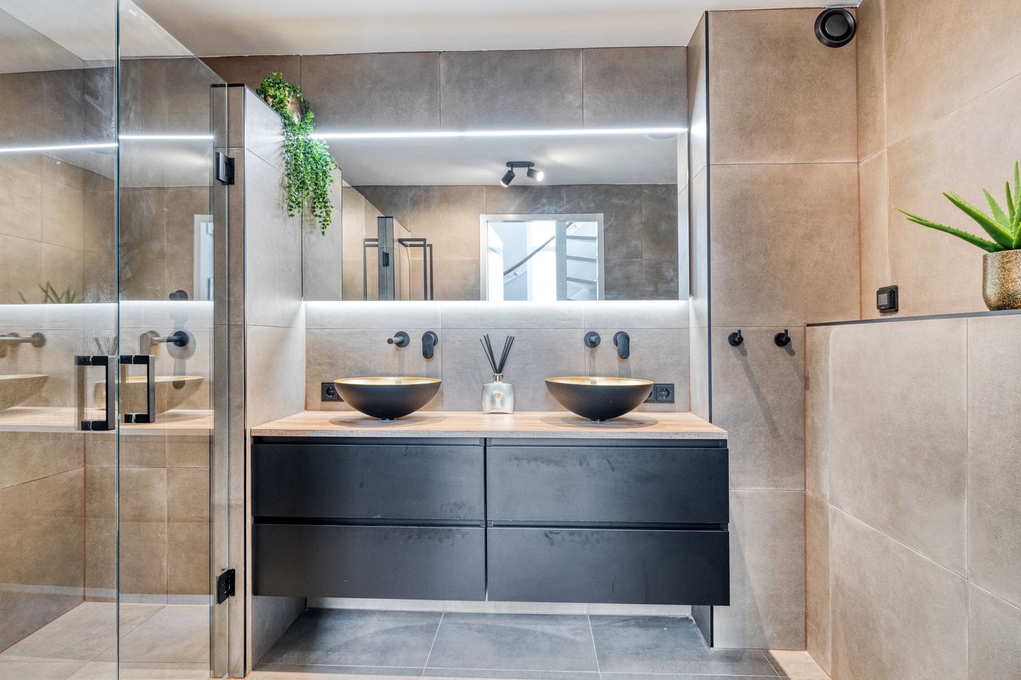 Foto 5 van Breitnerhof 86