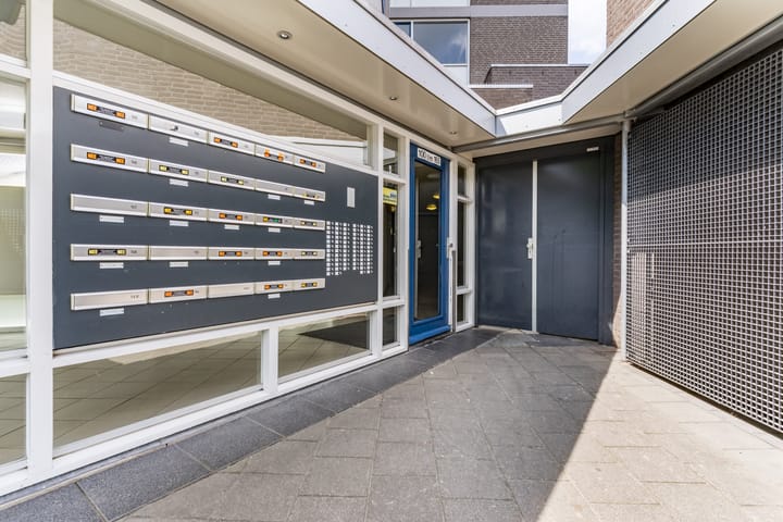 Photo 2 of Kastelenplein 100