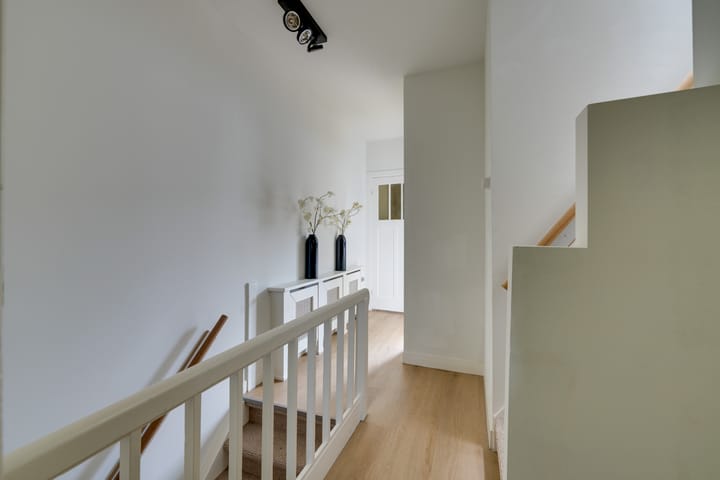 Photo 10 of Westerstraat 76-B