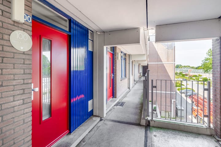 Foto 7 van Hannie Schaftrode 100