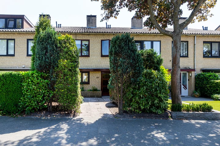 Foto 1 van Sir Winston Churchillln 977