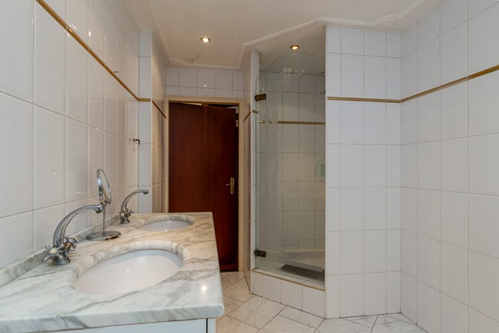 Foto 36 van Sir Winston Churchillln 977