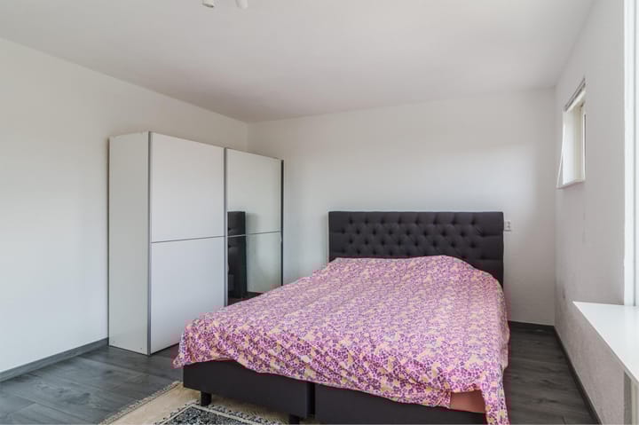 Photo 19 of Suze Groeneweg-erf 374