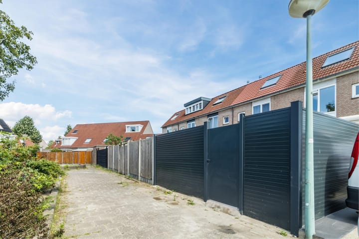 Photo 38 of Suze Groeneweg-erf 374