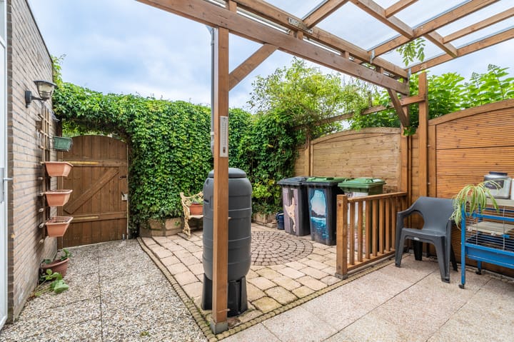 Foto 40 van Zuiderkroon 23