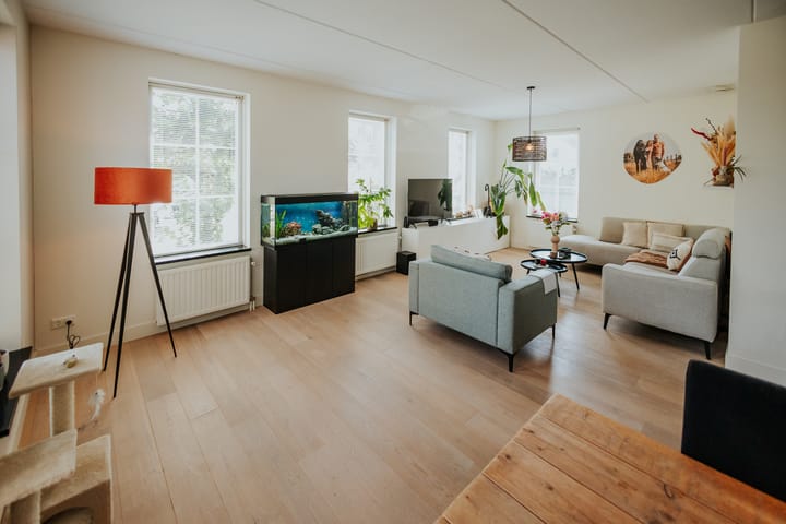 Photo 9 of Papenmuts 18