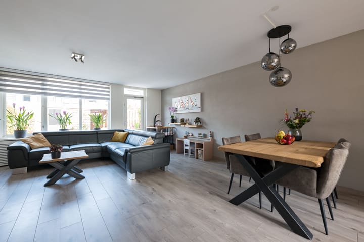 Photo 12 of Hackfortstraat 6