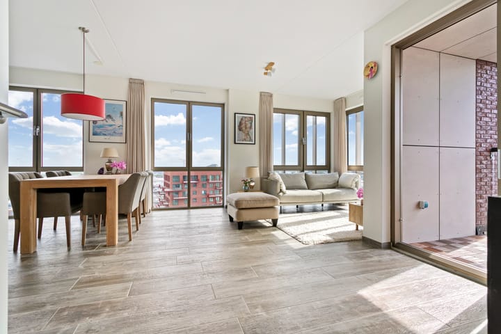 Foto 9 van Hofplein 92