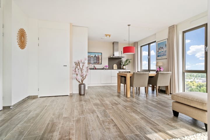 Foto 35 van Hofplein 92