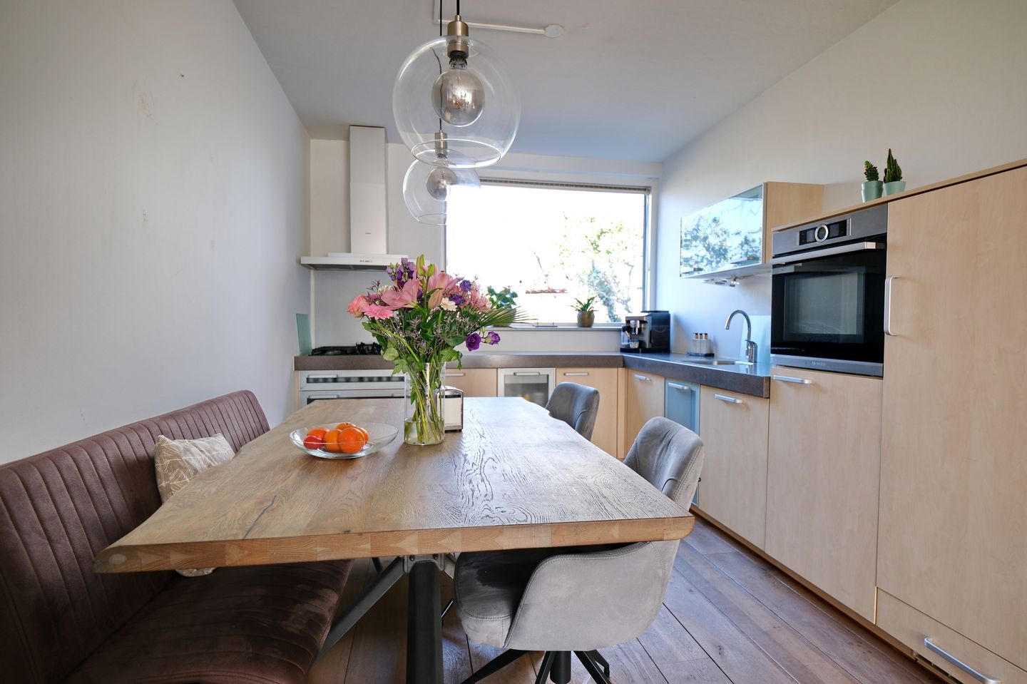 Photo 4 of Catharinadaal 100