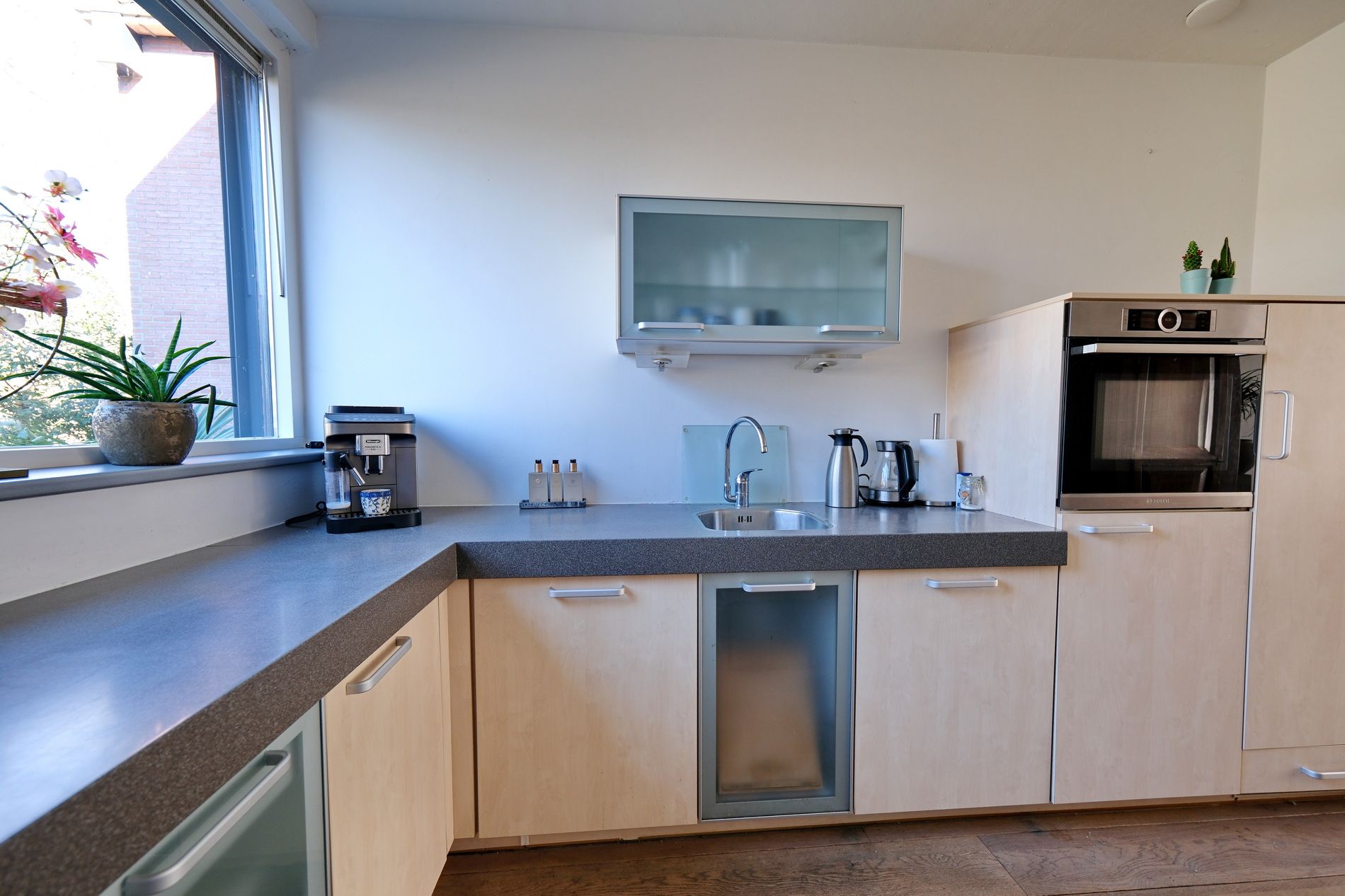 Photo 12 of Catharinadaal 100