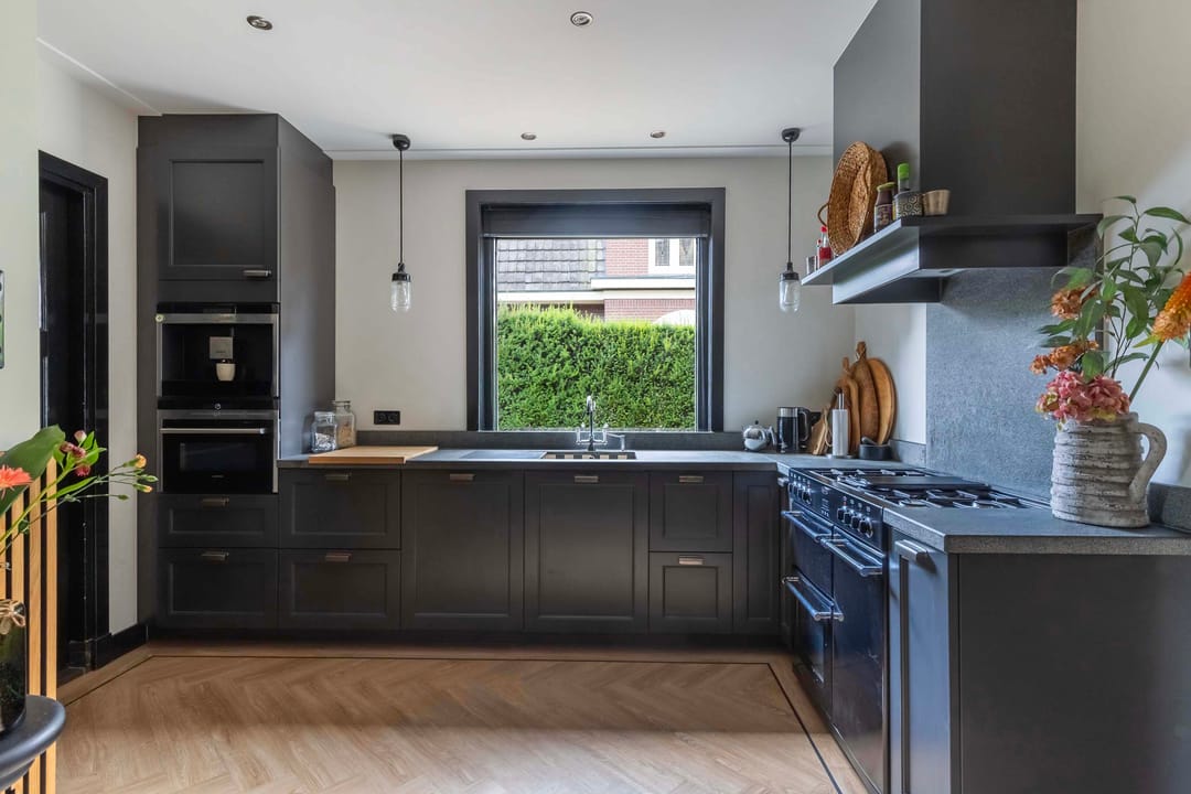 Foto 23 van Molenstraat 18