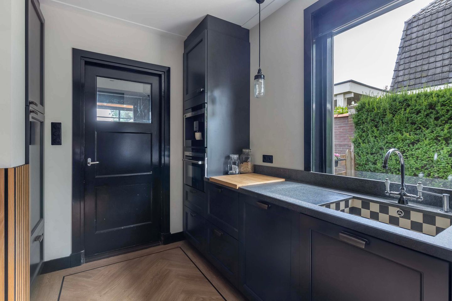 Foto 25 van Molenstraat 18