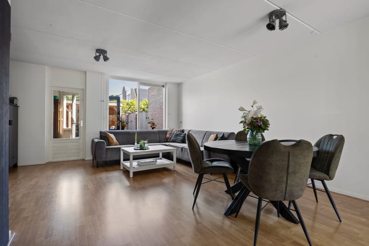 Foto 2 van van der Beekstraat 32