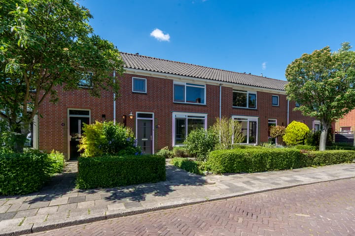 Foto 1 van Wagenaarstraat 6