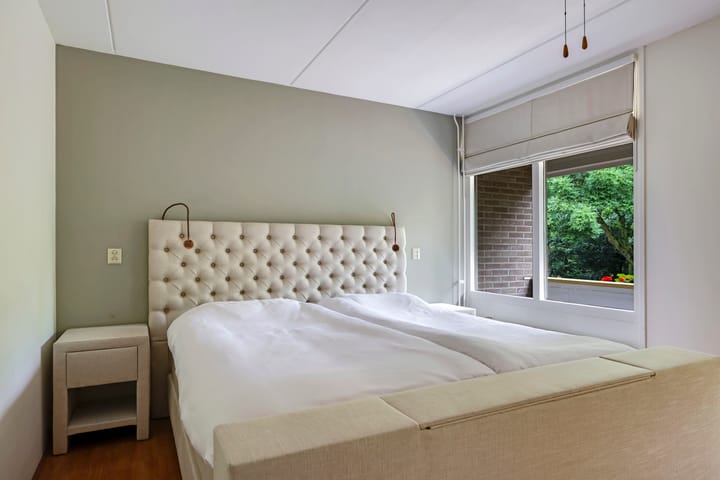 Photo 34 of Bastinglaan 58