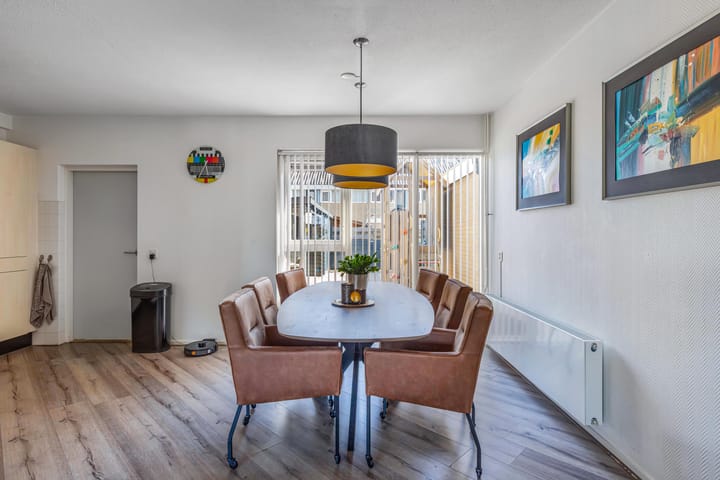 Photo 12 of Cammingastraat 66