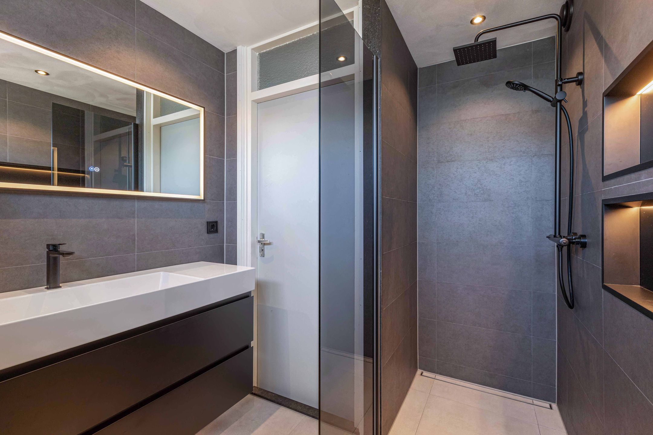 Foto 33 van Cammingastraat 66