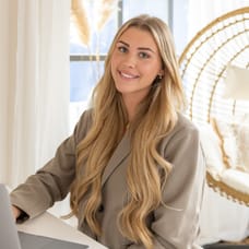 Anne Hartmann - Commercieel Medewerker