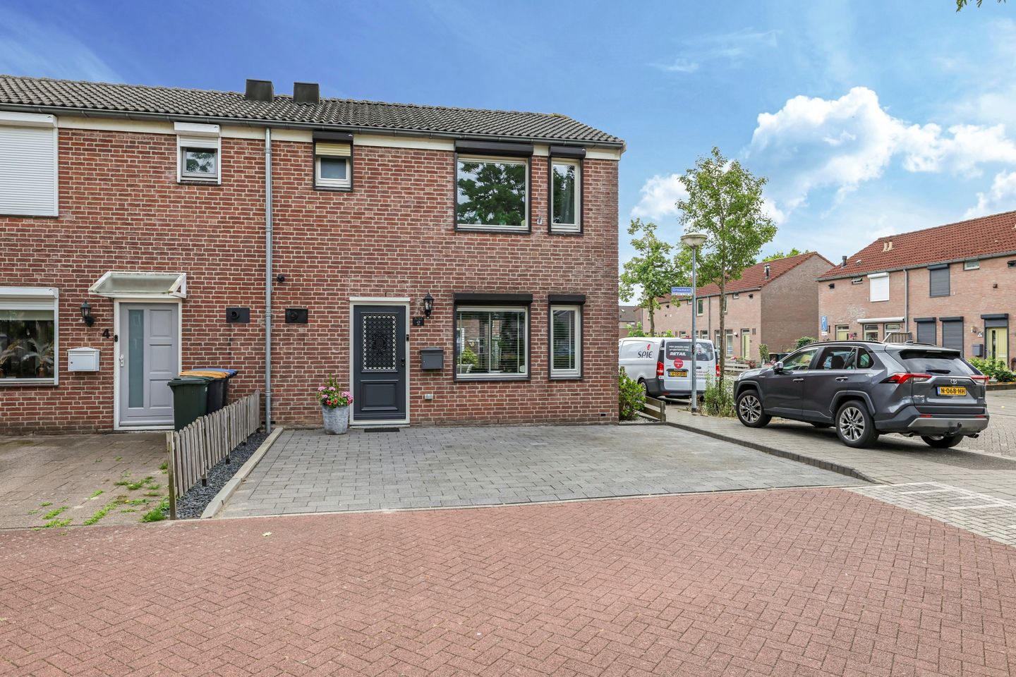 Photo 5 of Ornament 2