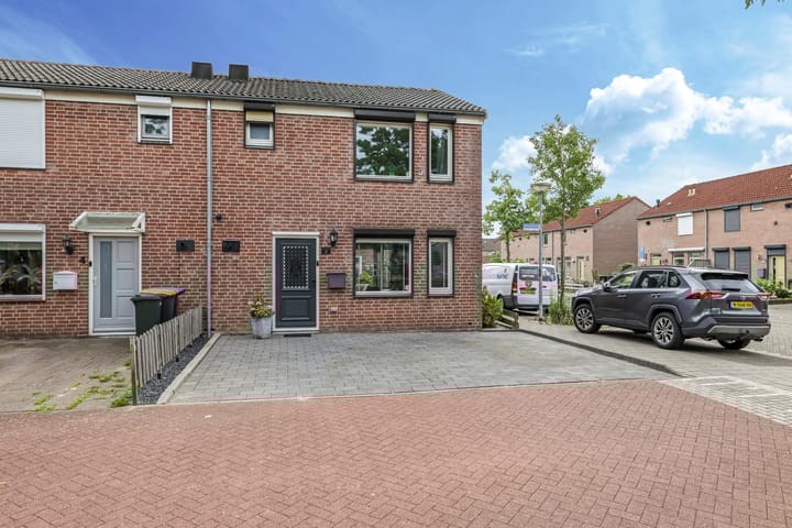 Foto 5 van Ornament 2