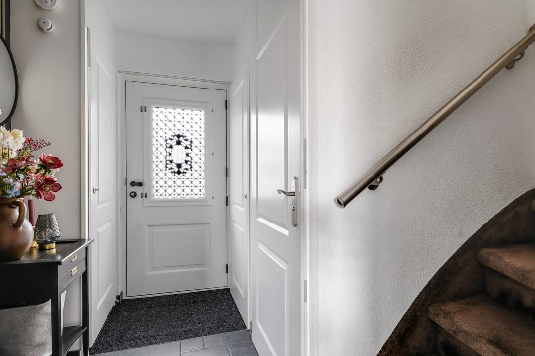 Photo 8 of Ornament 2